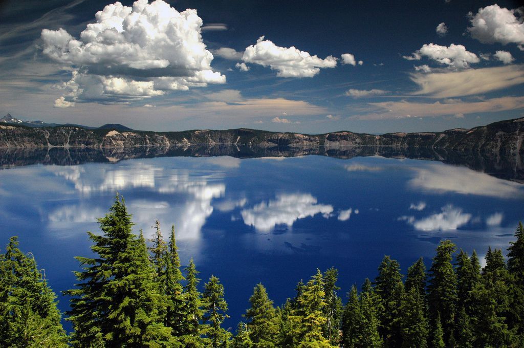 Oregon's Crater Lake National Park #craterlakenationalpark General park information for Crater Lake National Park, including hours of operation, where to stay, and when to visit. #craterlakenationalpark