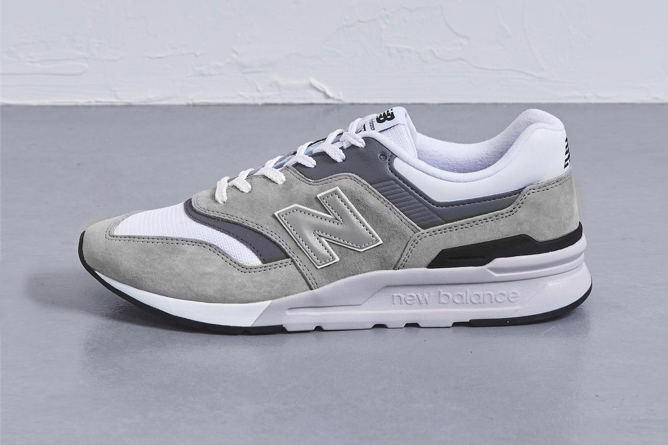 united arrows new balance