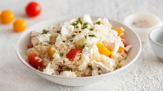 Рис c томатами и сыром Фета, пошаговый рецепт с фото Fried Rice, Feta, Fries, Meals, Ethnic Recipes, Meal, Nasi Goreng, Yemek, Stir Fry Rice