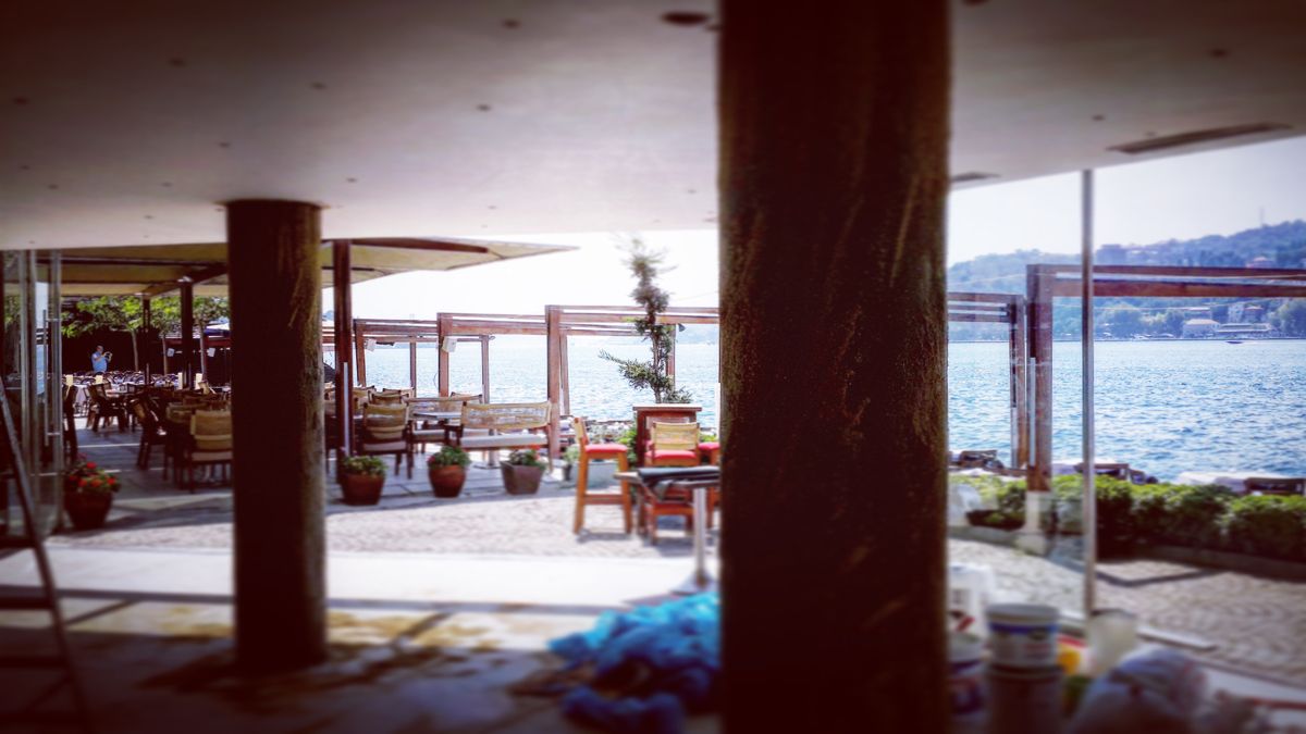 İstanbul Kavacık’da bulunan Lacivert restoran yapısı, yapı güçlendirme işlerinin tamamının imalat ve montaj işlerini tamamladık. İstanbul Kavacık’da bulunan Bir Doğuş Grubu iştiraki olan D-REAM firmasına ait Lacivert restoran binası yapısı, çelik konstrüksiyon güçlendirme işlerinin tamamının imalat ve montaj işleri kurumumuz tarafından yapılmıştır. Projelerin statik hesaplarının tamamı kurumumuzun deneyimli mühendisleri tarafından yapılmıştır. Reinforcement and strength building is belong t Istanbul, Windows, Ramen, Window