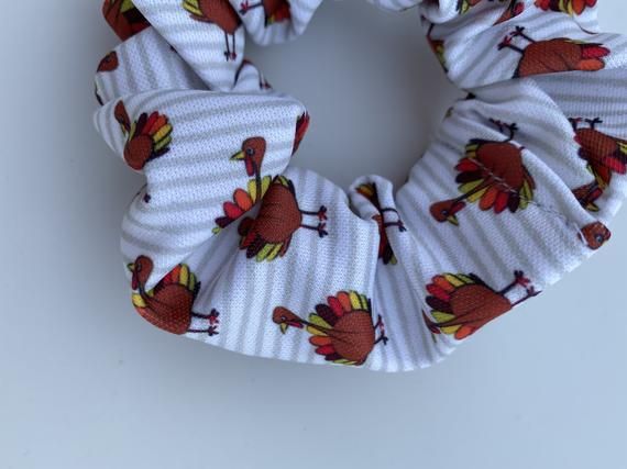 Turkey, Thanksgiving Scrunchie, Brynnbands, hair Scrunchie, Scrunchies turkey Scrunchy, turkey, Animal, Hair Accessory, Hair Tie, Top Knop #hairscrunchie