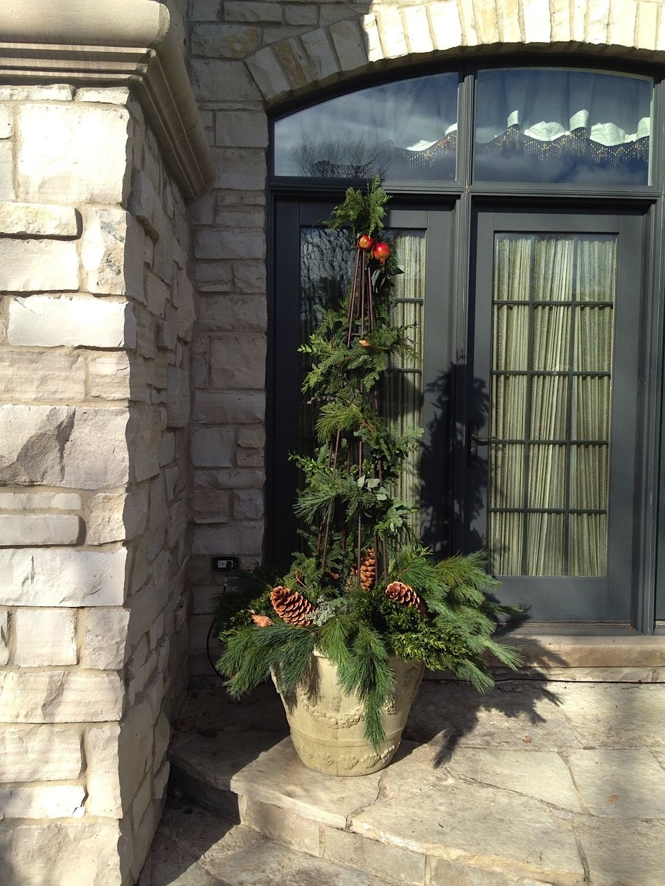 46+ Christmas decorations for outside urns ideas in 2021 