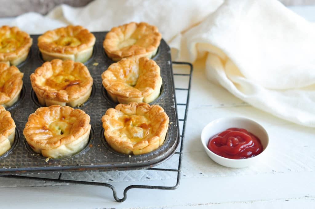 Aussie Meat Pie Recipe Food Aussie Food Australian Food