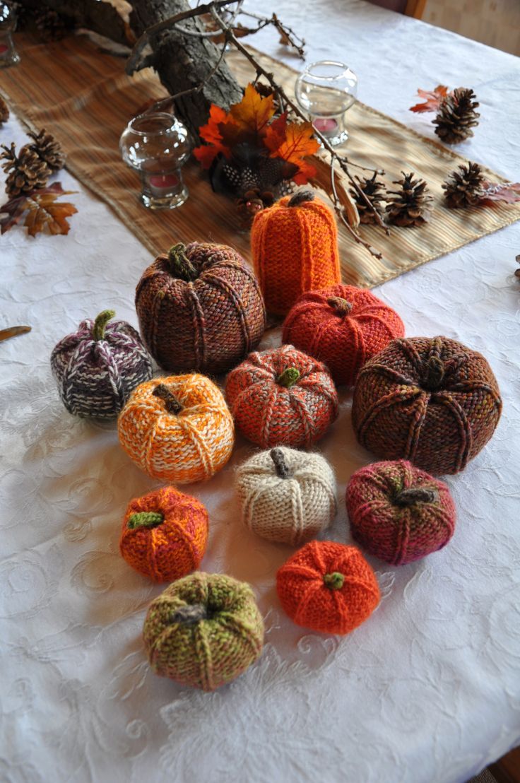 DIY Knit Pumpkins