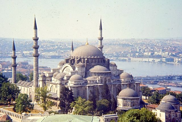 Suleymaniye Camii Nerede Ozellikleri Ve Hakkinda Bilgiler Camii Istanbul Camiler