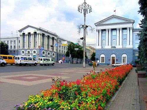 фото красная площадь курск