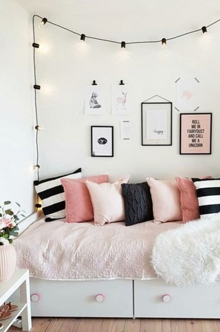 look at this, a small room can be comfortable with the right decoration, some of the ways are minimalist concepts #minimalistbedroom #bedroomideas #pinkbedroom Small Bedroom Organization, Small Bedroom Storage, Small Room Bedroom, Trendy Bedroom, Small Rooms, Home Bedroom, Girls Bedroom, Bedroom Decor, Bedroom Ideas