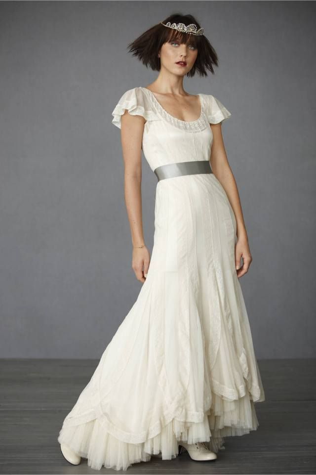 30 Beautiful Simple White Cotton Wedding Dress Reasons As To Why You Need Go For Cotton Wedding Dress Intended Simple White