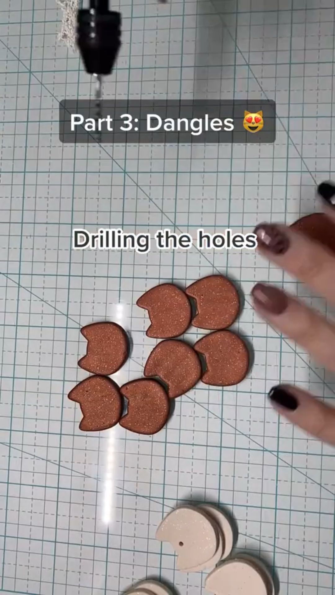Polymer clay earrings, cat earrings, jewelry maker, tutorial video Polymer clay earrings, cat earrings, jewelry maker, tutorial video