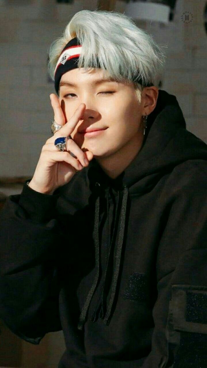 Pin by Lexis Loza on BTS selcas | Bts suga, Yoongi, Min Pin by Lexis Loza on BTS selcas | Bts suga, Yoongi, Min