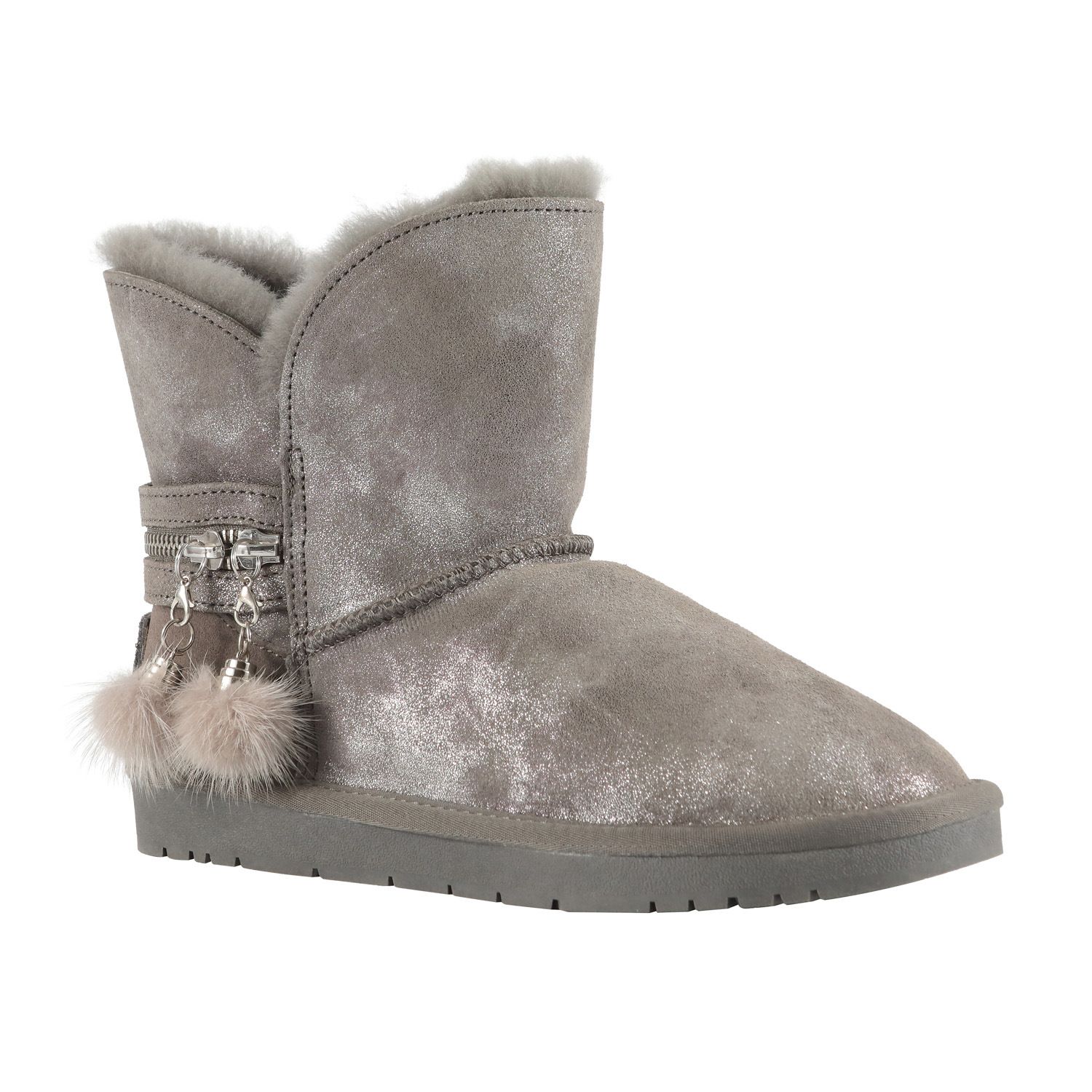 OEM Ladies Shoes Women Shoes Winter Boots Leather Ankle Boots Durable Snow Boots Type : Fashion Shoes. Heel : Flat Heel. Upper : Leather. OutSole : Rubber. Color : Brown. Heel Material : Rubber. Insoles : TPR. Lining : Faux Fur. Season : Winter. Product Description Contact Us Catalog Size Company Profile Certifications Exbihition FAQ Q1: Are you a manufacturer or trading company? We are a manufacturer producing footwear for more than 20 years. Q2: Can you produce my design, Winter Leather Boots, Leather Ankle Boots, Winter Boots, Pump Shoes, Slip On Shoes, Shoes Heels, Ladies Shoes, Shoes Women, Brown Heels