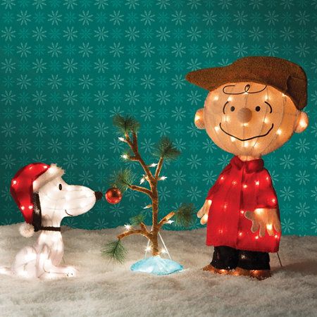 Charlie Brown, Snoopy & The Lonely Tree Christmas Decor For The Charlie Brown, Snoopy & The Lonely Tree Christmas Decor - Charlie Brown, Snoopy & The Lonely Tree Christmas Decor For The