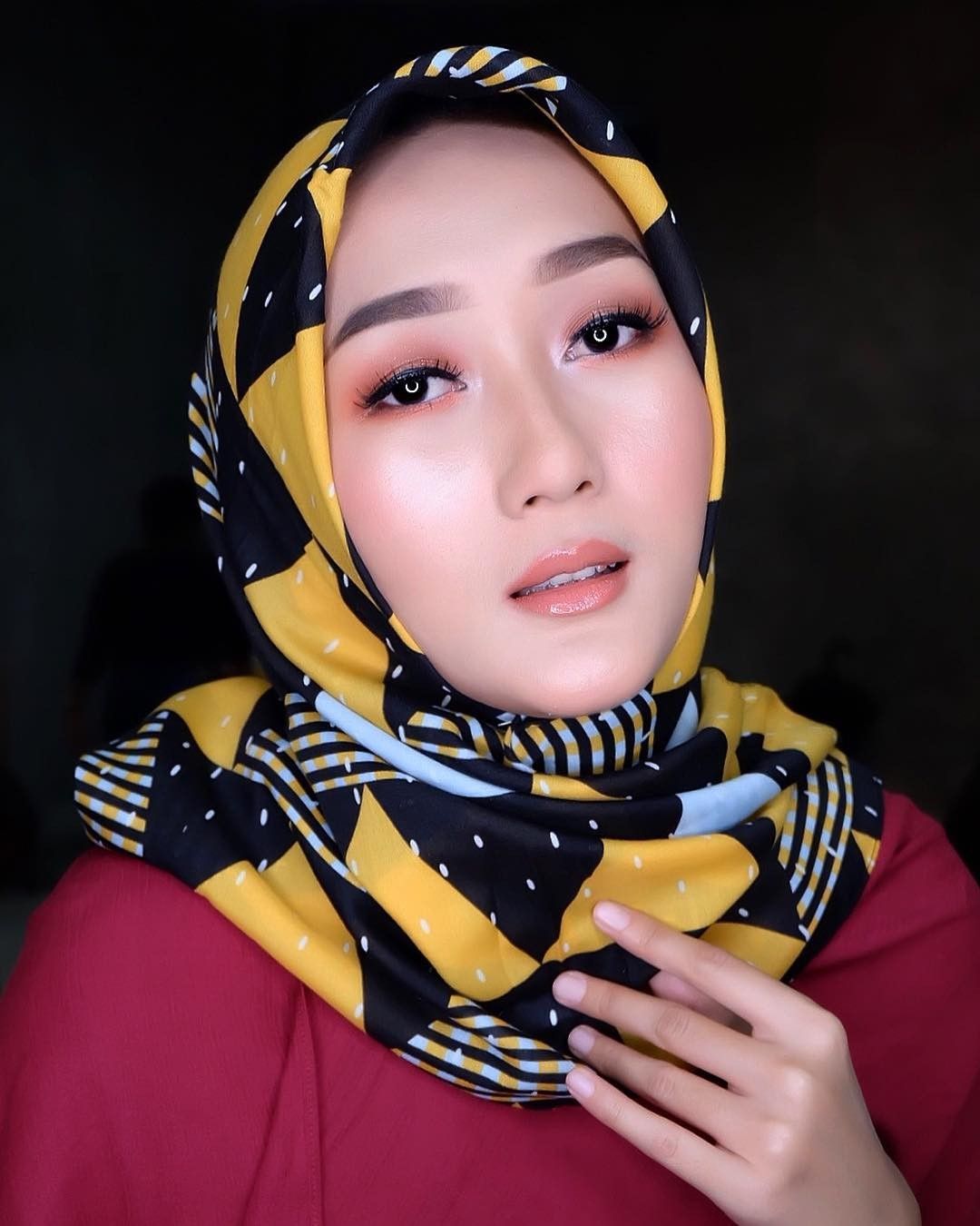 Kamu cantik Salam kenal Beautiful Hijab, Beautiful Women, Casual Hijab ...