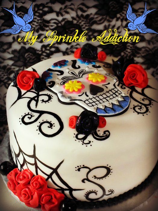 Sugar Skull Cake - by pattycakeperez @ CakesDecor.com - cake decorating website Candy Skull Wedding, Skull Wedding Cakes, Easy Cake Decorating, Birthday Cake Decorating, Fondant Cakes, Cupcake Cakes, Cupcakes, Wilton Cakes, Sugar Skull Cakes