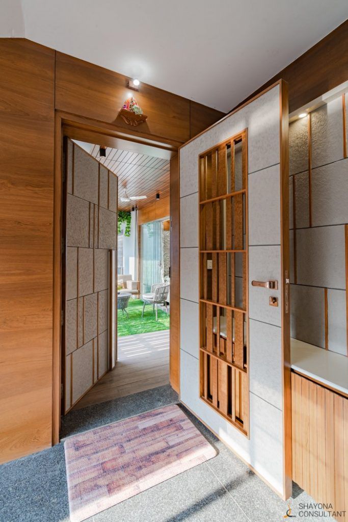 Experimentation With The Right Stroke Of Simplistic Apartment Design | Shayona Consultant - The Architects Diary House Main Door Design, Main Entrance Door Design, Front Door Design Wood, Door Design Modern, House Entrance, House Design, Entrance Foyer, Apartment Entrance, Gate Design