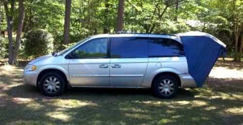 The $350 Do-It-Yourself RV Conversion For Your Minivan ... The $350 Do-It-Yourself RV Conversion For Your Minivan ...