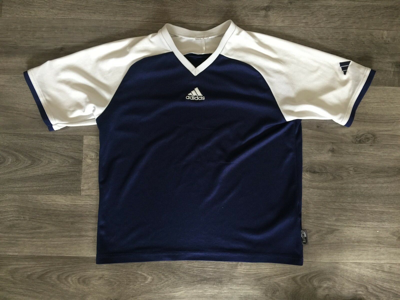 TEE SHIRT / MAILLOT NIKE TAILLE 8-10 ANS VETEMENT ENFANT FOOT