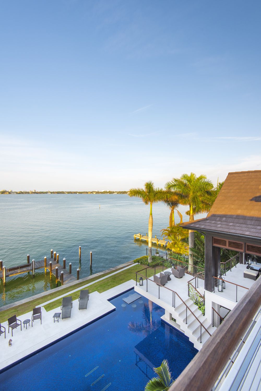 Norsota Way | Perrone Construction Face North, Waterfront Homes, Sarasota, Home Builders, Downtown, Marc, Construction, Pool, Luxury
