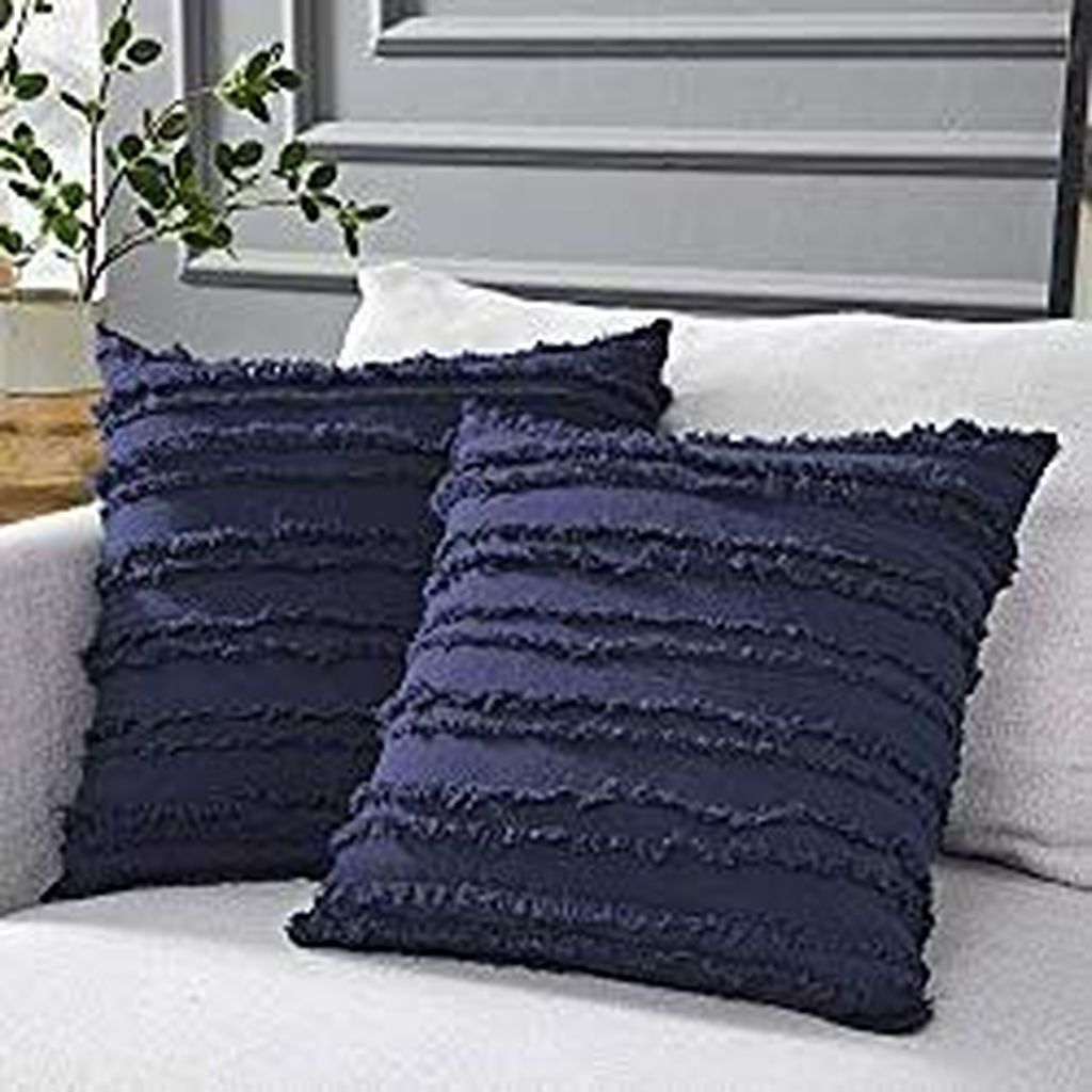 34 Inspiring Throw Pillows Ideas For Living Room Navy Blue Throw Pillows Ideas For Living Room
