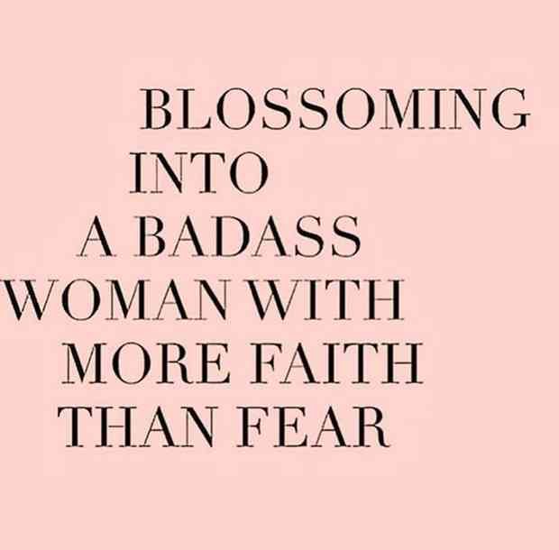 30 Truthful Friendship Quotes To Share With Your Best Friend After A Fight | YourTango Now Quotes, Great Quotes, Quotes To Live By, Motivational Quotes, Inspirational Quotes, Good Vibes Quotes, Truth Quotes, Super Quotes, Teen Quotes