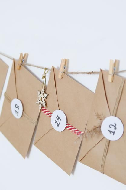 White Walls, Graphic Resources, Advent Calendar, Darling, Christmas Crafts, Arrangement, Envelope, Gift Wrapping, Handmade