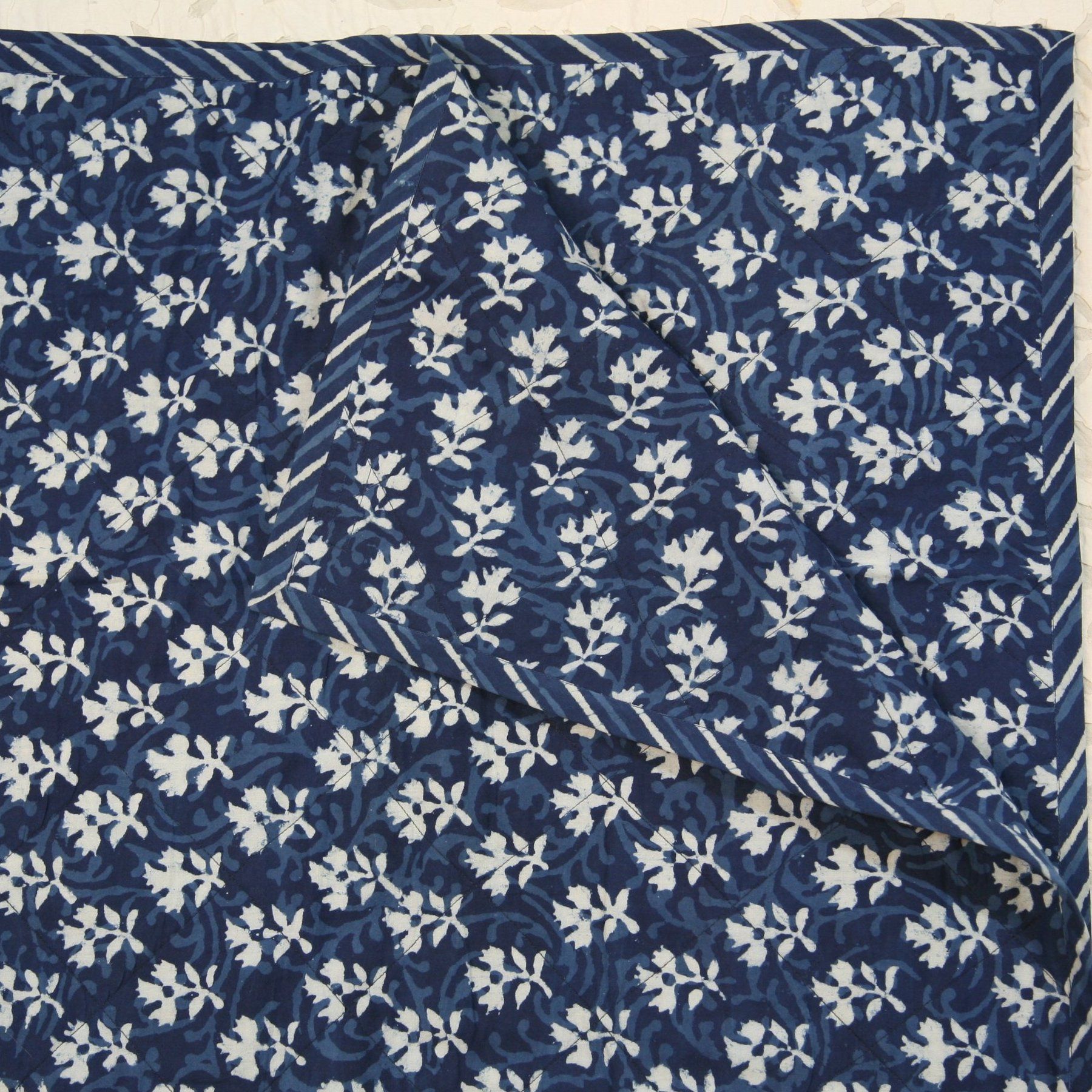 indigo blue vine flower Design Hand Block 100/% Cotton Printed Dabu Print Fabric