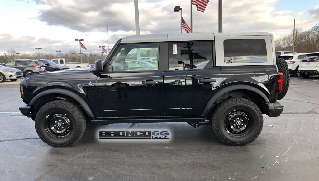Httpswwwbronco6gcomforumattachments6-carbonized-gray-sasquatch-4-door- Bronco-1-factory-production-plant-jpg71502 Ford Bronco 4 Door Bronco New Bronco