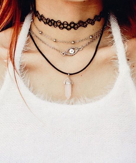 collier ras de cou annee 90 collier ras de cou annee 90