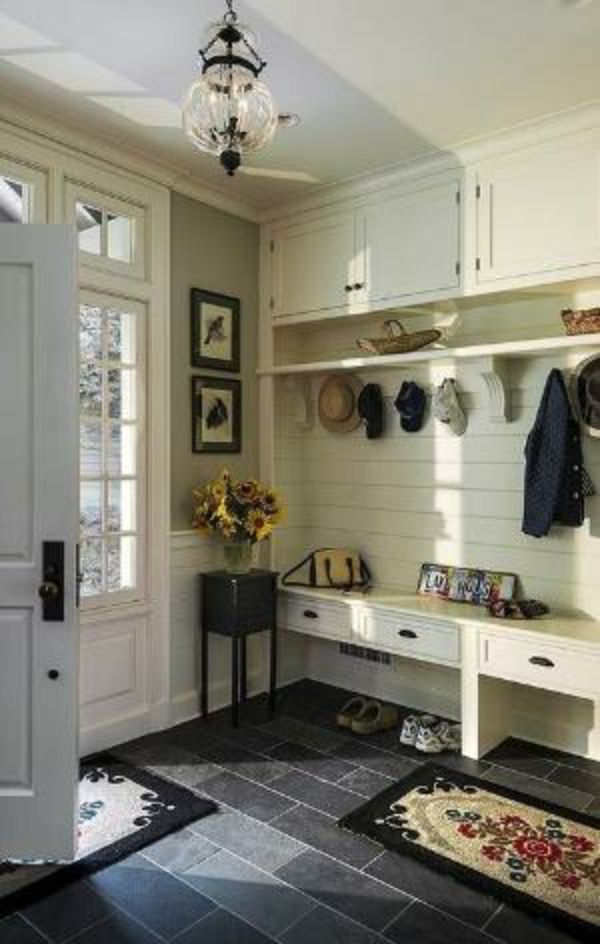 Variantes déco du meuble vestiaire Mud rooms, Vestibule and Mudroom - idee deco porte d entree Variantes déco du meuble vestiaire Mud rooms, Vestibule and Mudroom - idee deco porte d entree