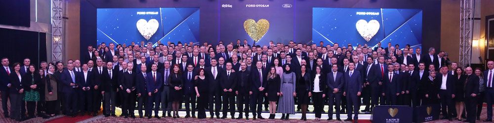 Ford Otosan Calisanlarini Odullendirmeye Devam Ediyor Ford Kariyer 30 Yil