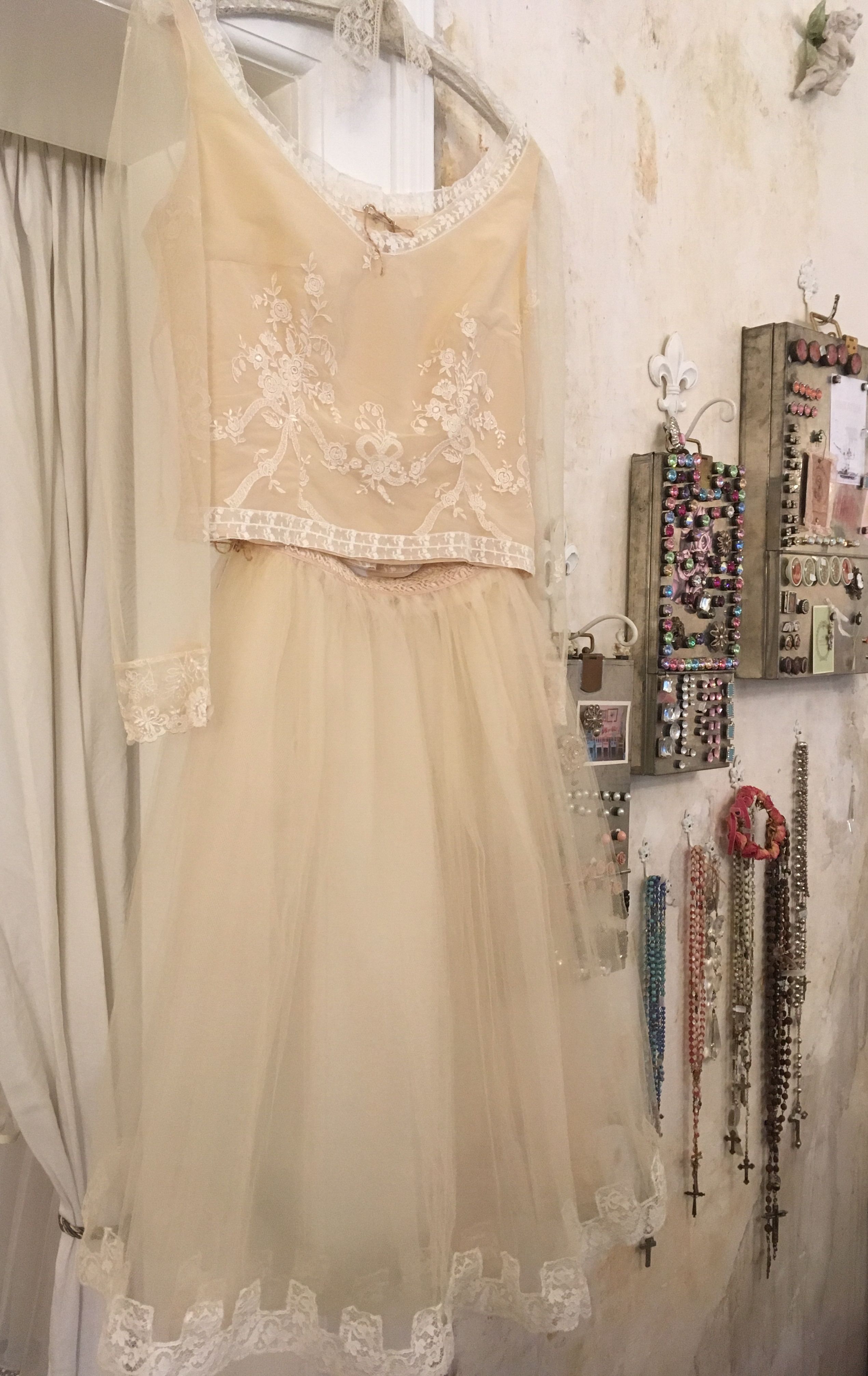 Kleider aus Vintage-Materialien bei UNIKATUM Luzern - Top und Kleider aus Vintage-Materialien bei UNIKATUM Luzern - Top und