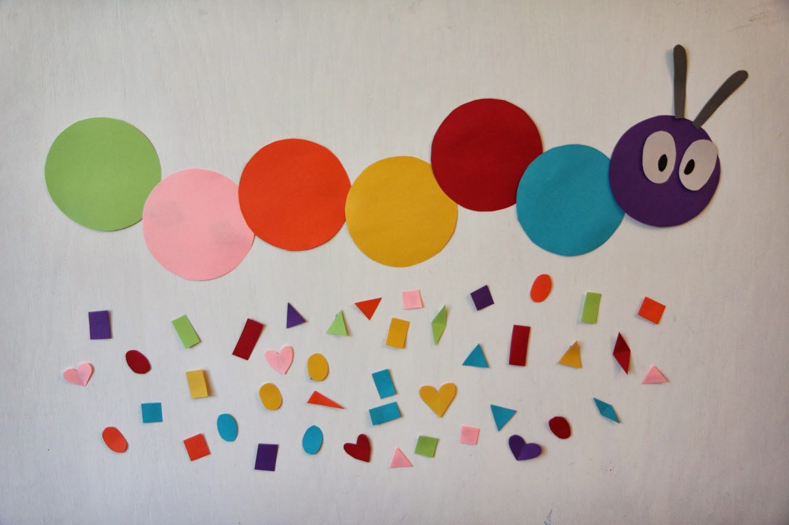 In honor of the upcoming 45th anniversary of book The Very Hungry Caterpillar by Eric Carle , I have a fun caterpillar activity to shar... Color Activities For Toddlers, Color Sorting Activities, Preschool Colors, Spring Activities, Infant Activities, Preschool Crafts, Sorting Colors, Preschool Printables, Learning Activities