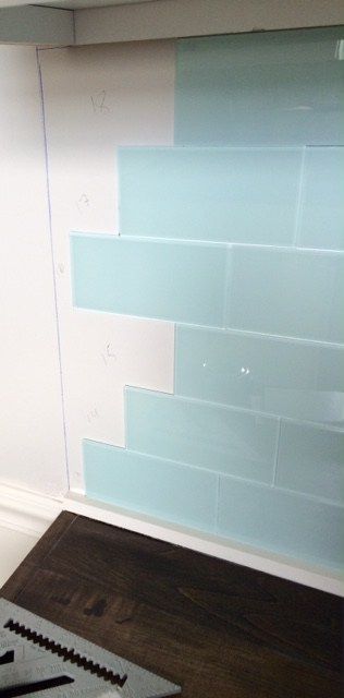 glass tile kitchen backsplash hgtv diy peel and stick glass tile backsplash more u2026 beach house pinteu2026 glass tile kitchen backsplash hgtv diy peel and stick glass tile backsplash more u2026 beach house pinteu2026
