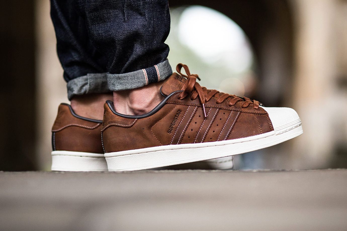 adidas superstar marron