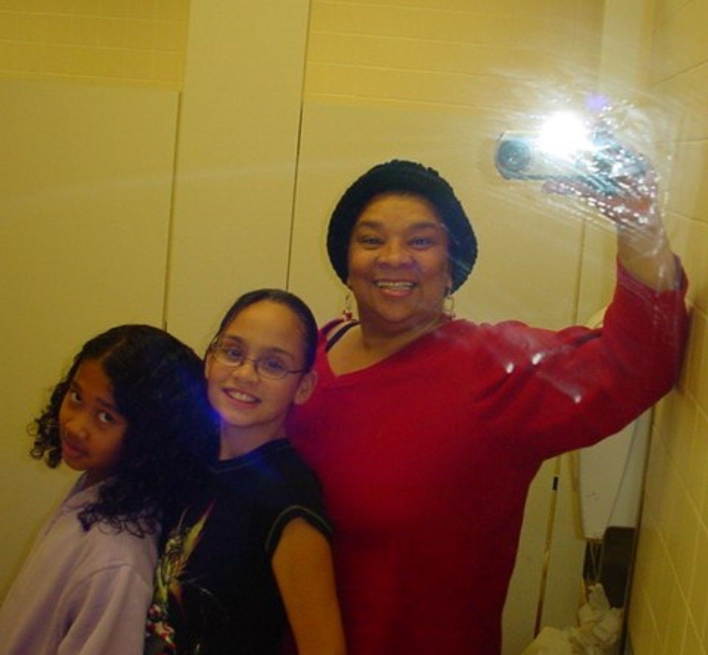 Young Kehlani and family throwback