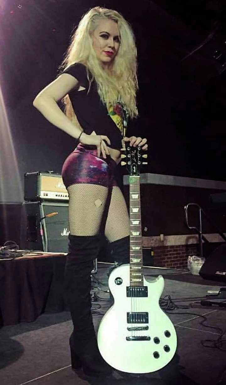 Pin By Ray Height On Guitars Rocker Girl Guitar Girl Female Musicians