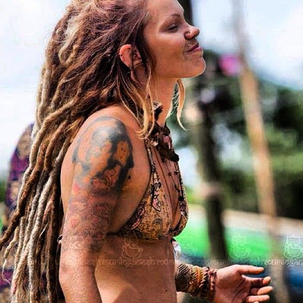 sexy with dreads Milf breast feeding teen