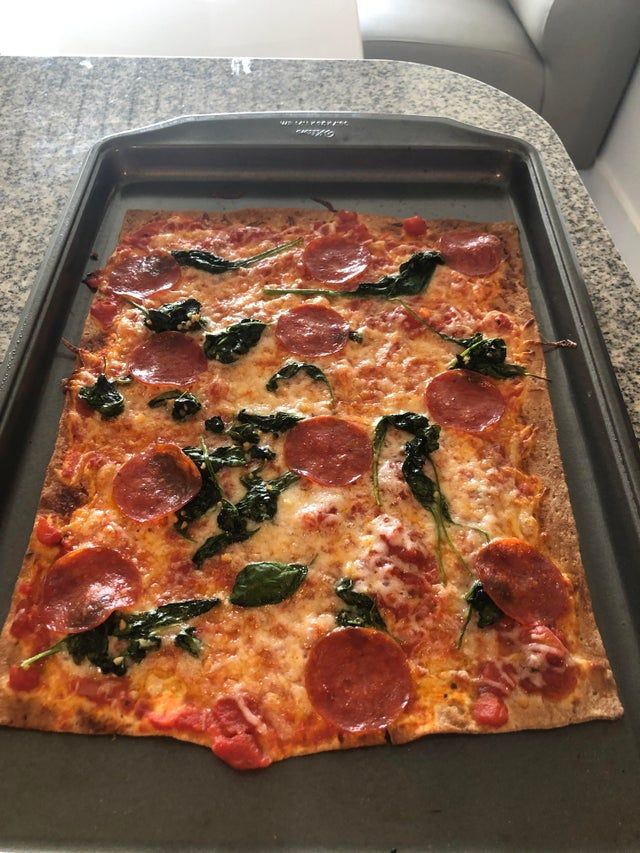 Joseph’s Lavish Bread Pizza 353 calories for the whole thing