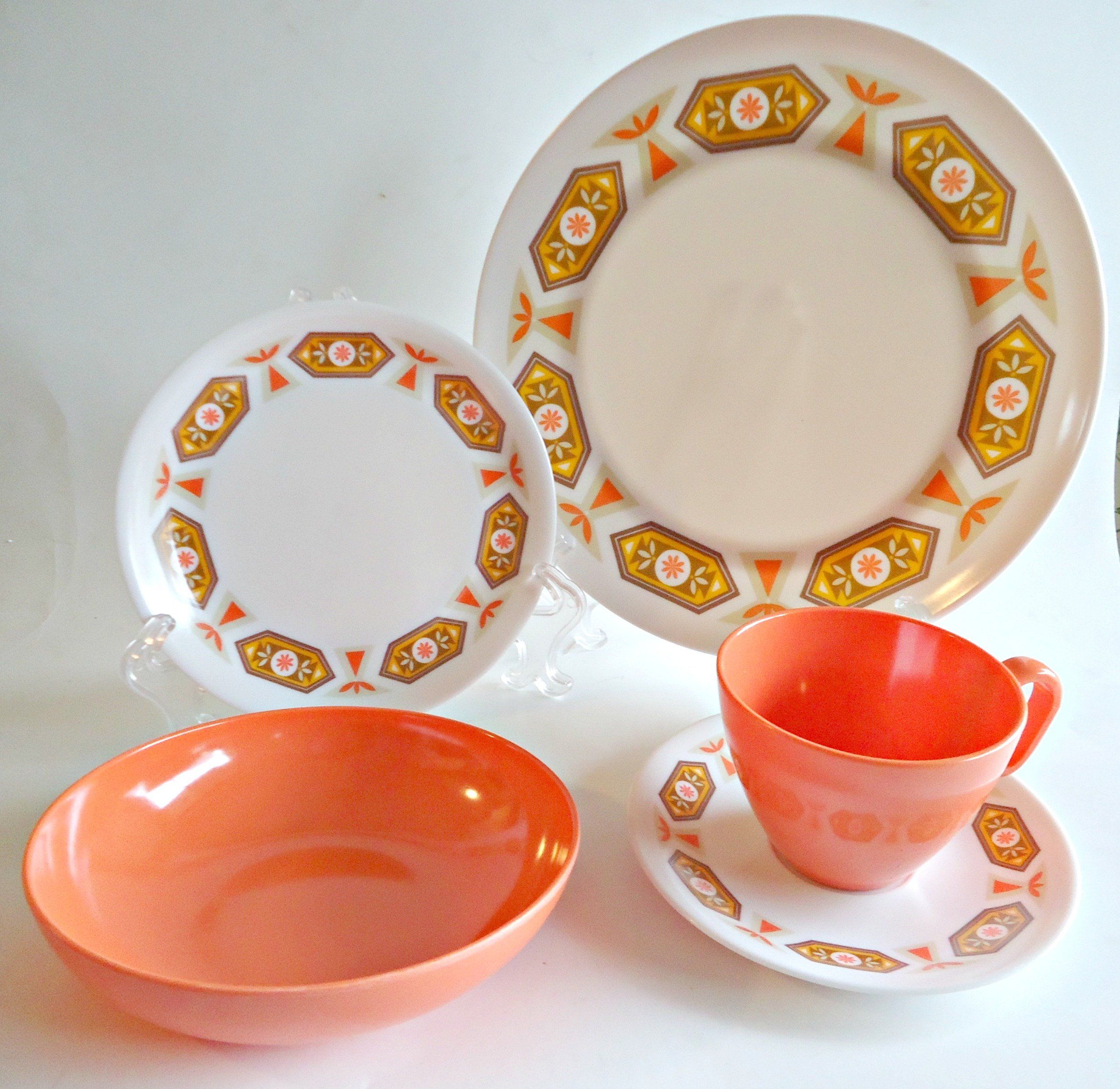 Retro Melmac Dishes 30 Piece Melamine Dinnerware Set Plates Cups Retro Melmac Dishes 30 Piece Melamine Dinnerware Set Plates Cups