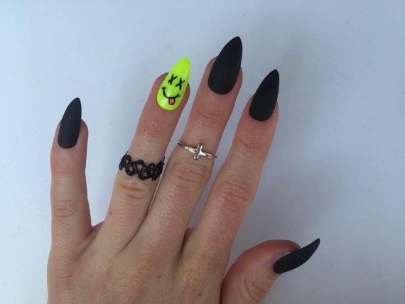 24 Neon Smiley And Matte Black Stiletto Nails Festival 24 Neon Smiley And Matte Black Stiletto Nails Festival Matt Press On