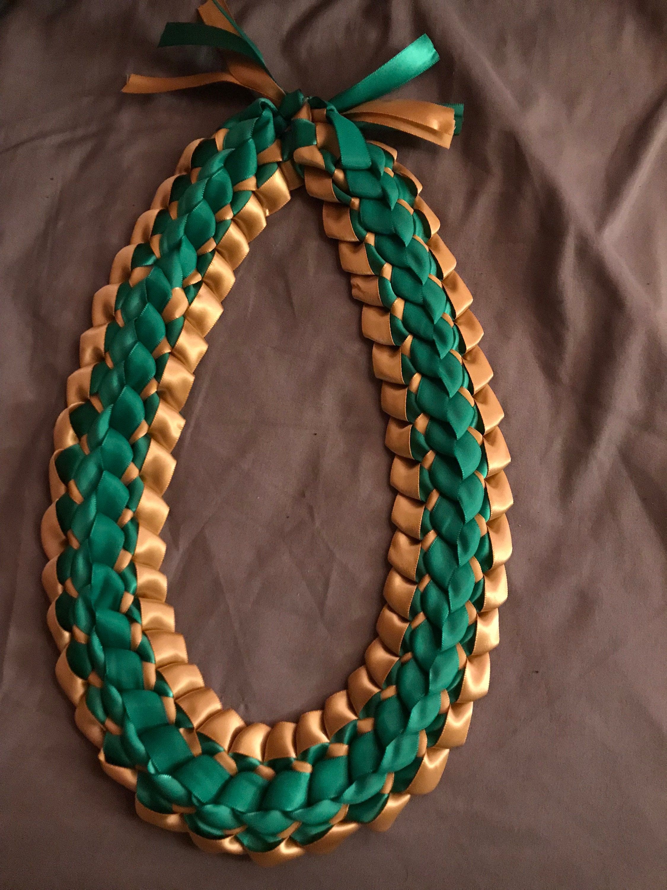 How To Make Ribbon Leis With 2 Colors How to make a spiral ribbon lei hawaiian ribbon lei tutorial – Artofit