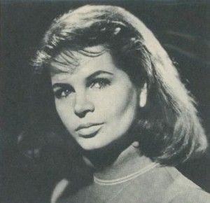 linda goodman astrologer