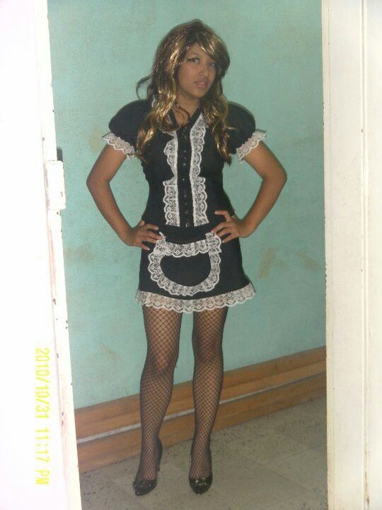 Mothers Dressing Boys As Girls For Halloween