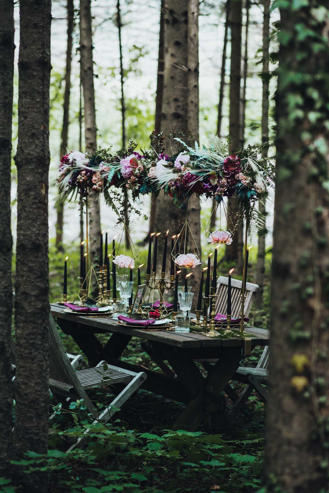 #weddingphotography #salzburgweddingphotography #salzburghochzeitsfotografie #hochzeitsfotografie #destinationwedding #salzburgweddingphotographer #salzburgphotographer #austriaweddingphotographer #weddingphotos #weddinginspiration #wanderlust #wanderlustwedding #mountainwedding #berghochzeit #inspirationwedding #creativwedding #brideandgroom #weddingideas #adventuresession #elopementphotographer #elopement Salzburg, Mountain Wedding, Portrait, Elopement Photographer, Weddingideas, Find Image, Ladder Decor, Destination Wedding, Wedding Photos