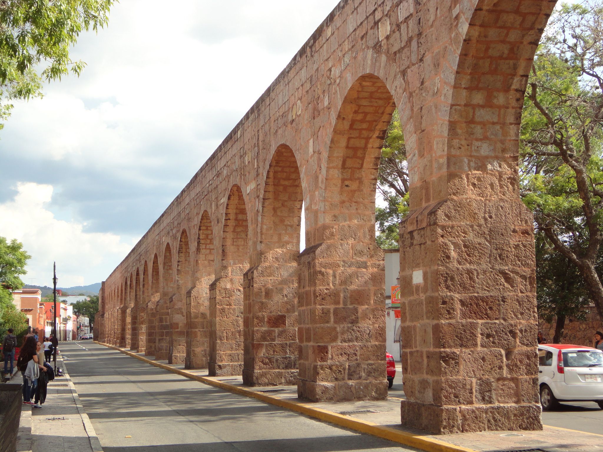 El Acueducto de Morelia es profundamente impactante.