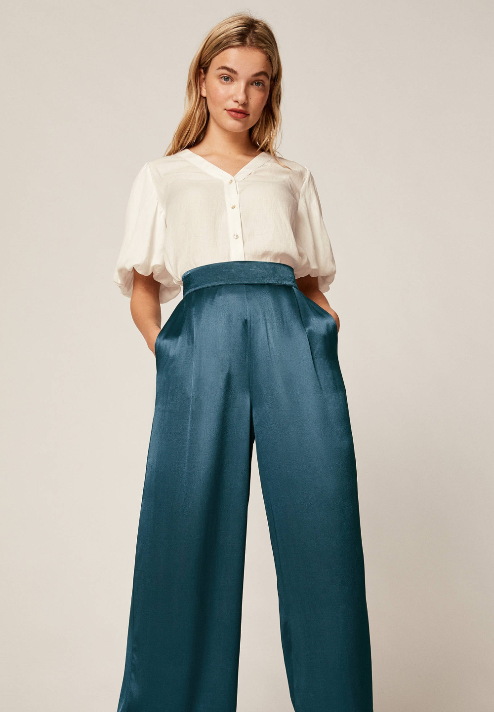 OYSHO Broek dark blue Zalando.nl in 2020 | Broeken OYSHO Trui blue Zalando.nl