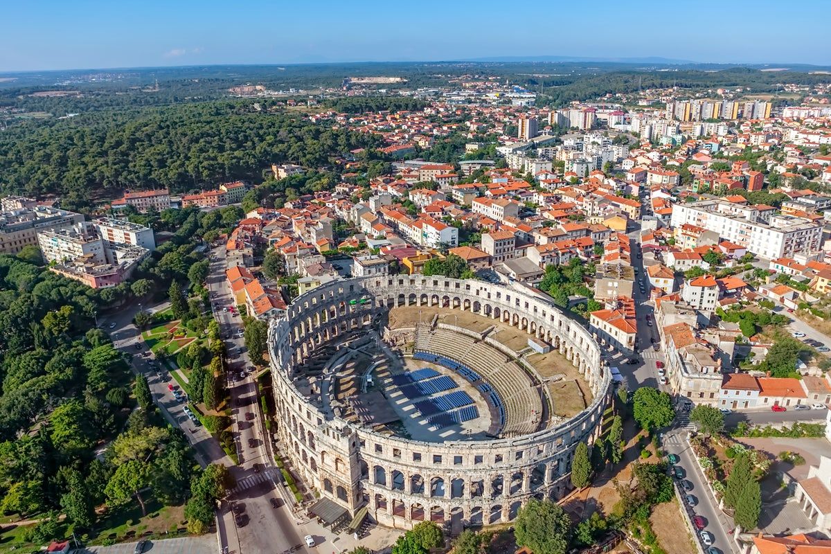 Best Things To Do In Dubrovnik Croatia For Singles Couples Families Chasing The Donkey Croatia Travel Balkans Travel Croatia