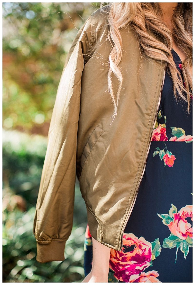blush and camo, style tips, style blog, morning lavender, morning lavender dress, floral print, valentino rockstud flats, bomber jacket Rockstud Flats, Valentino Rockstud, Causal Outfits, Boho Outfits, Feminine Fashion, Feminine Style, Camo Fashion, Girl Fashion, Morning Lavender Dresses