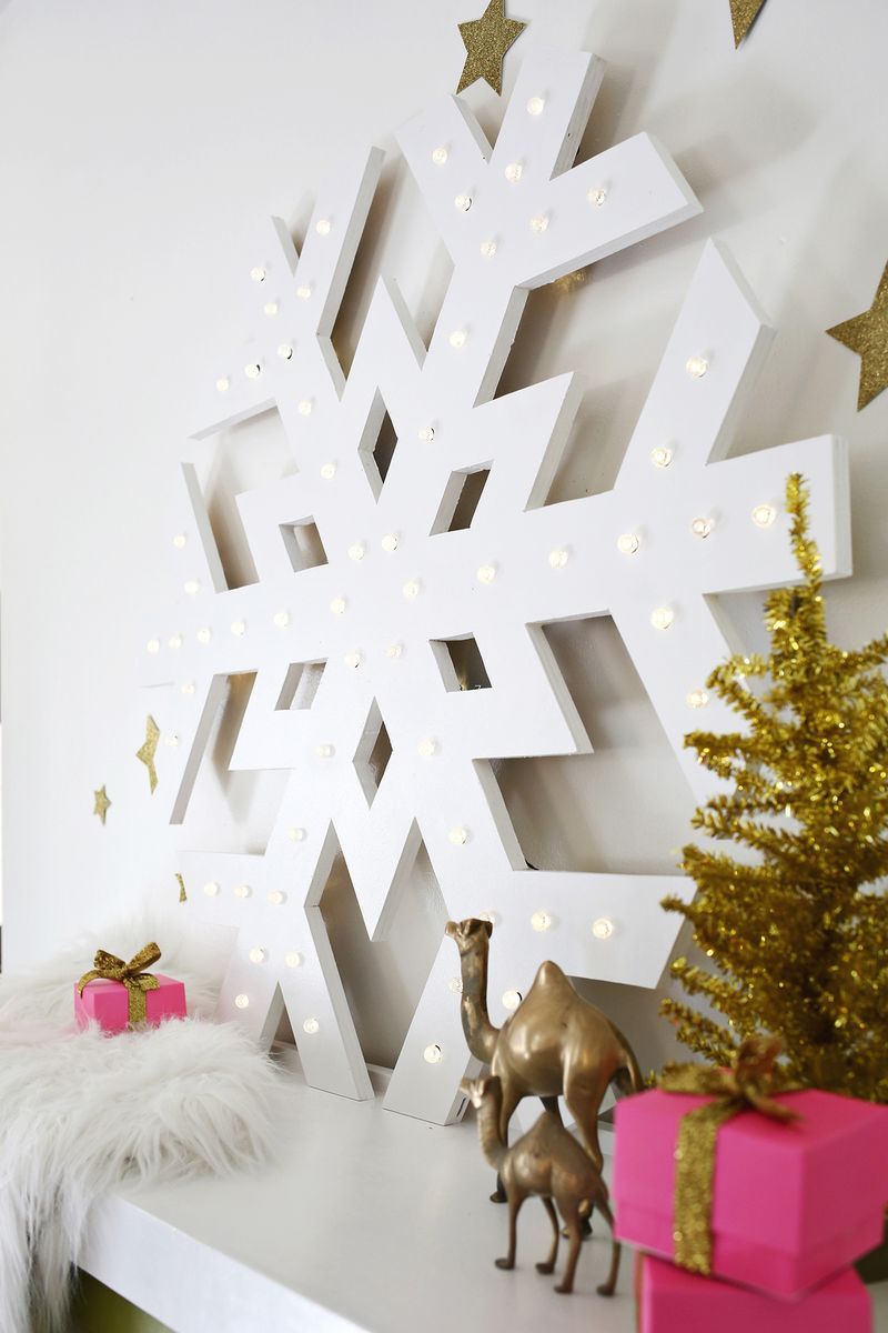 Dev Kar Tanesi Led Lamba Yapimi Ahsapgecelambasiyapimi Basitlambayapimi Dekoratifgecelambasiyapimi Isildakyapim Noel Dekorasyonlari Noel Elisleri El Isi