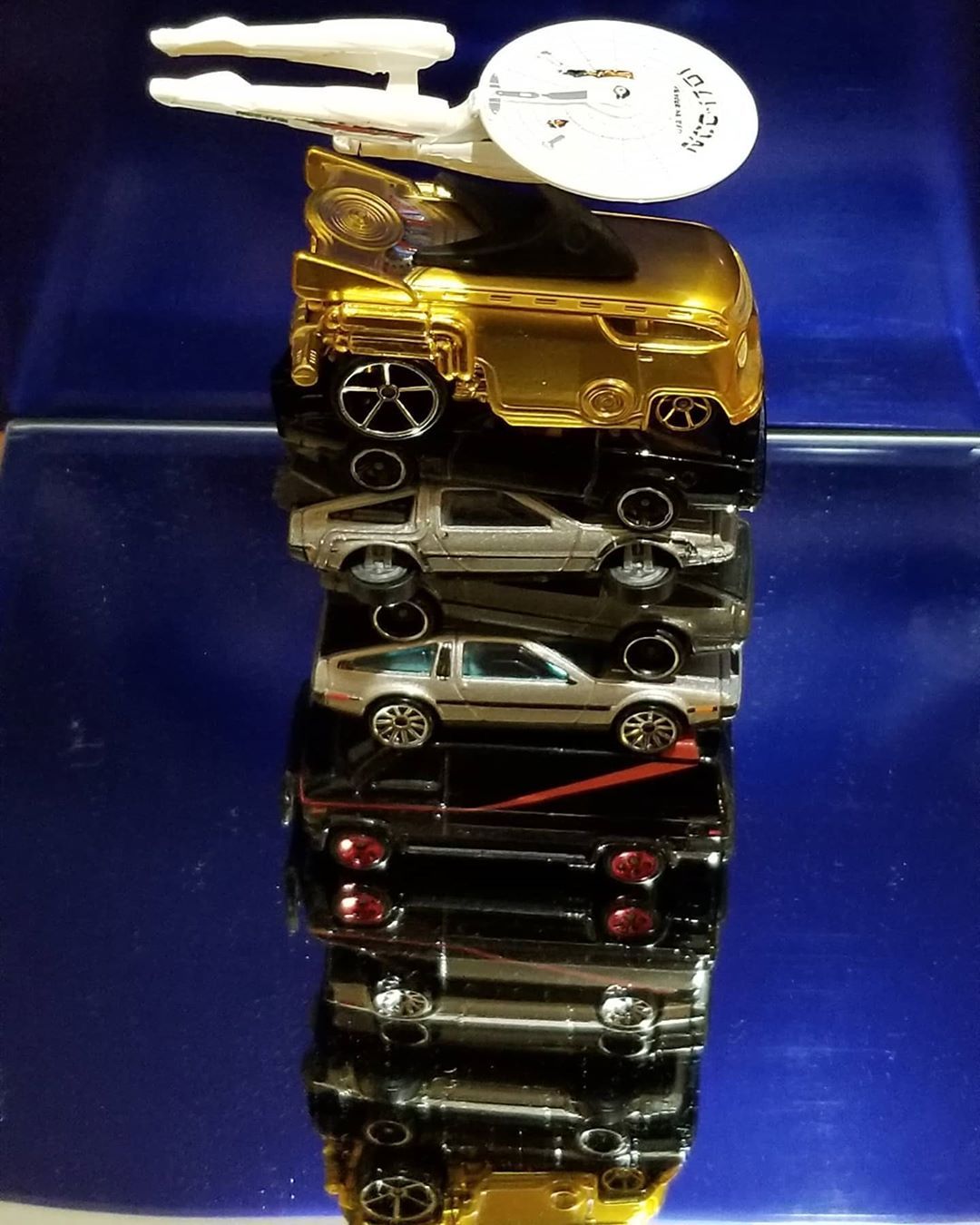 Happy tv movie saturday stack day! 🔥🌠Please follow! 🔥🌠#hotdogfolks#diecast #hotwheels #diecastcars #diecastcollector #hotwheelscollector #hotwheelsindonesia #diecastindonesia #diecastphotography #matchbox #diecastcollection #hotwheelsdaily #daily #hotwheelspics #toys #whatsinyourpocket #jualdiecast #stacksaturday #diecastpics #hotwheelsmurah #hobby #hotwheelscollectors #modelcar #tomica #collector #lelanghotwheels #diecastcar #collection #diecastcollectors #hotdog